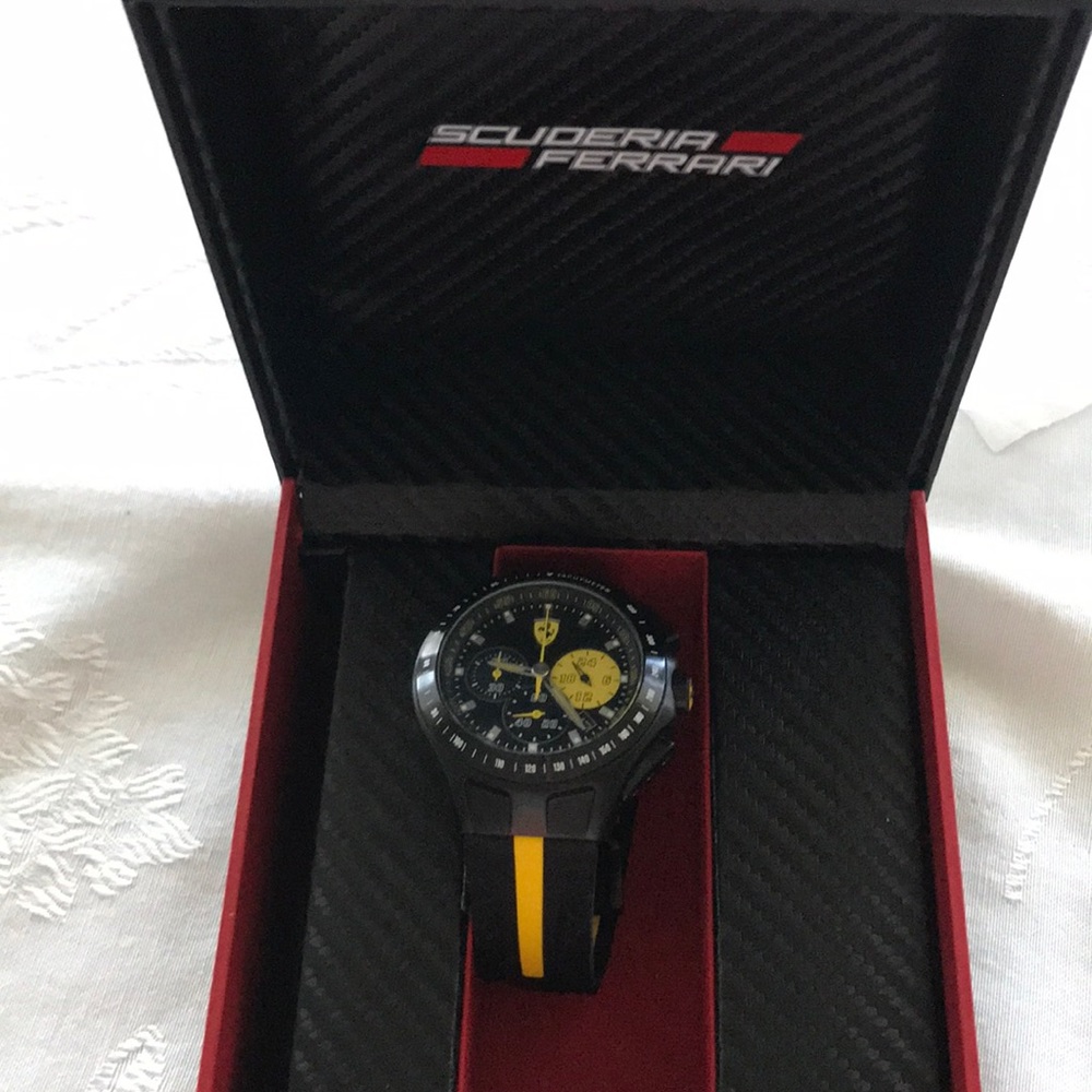 Watch - Picture 3 of 4